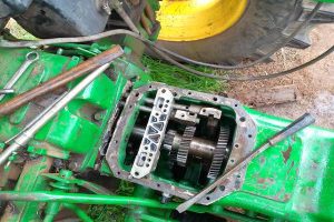 Tractor 02